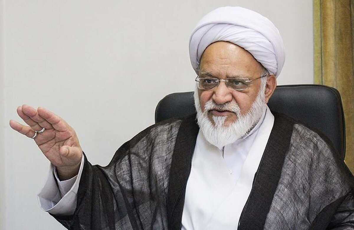 پدر همسر رئیس برکنار شده بانک مرکزی: فضا غیرقابل تحمل شده!