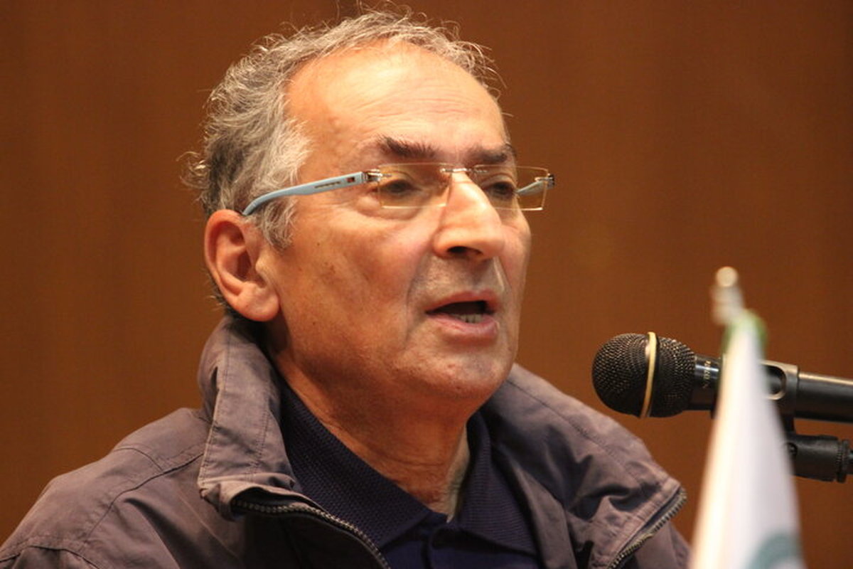 صادق زیباکلام ممنوع‌التدریس شد
