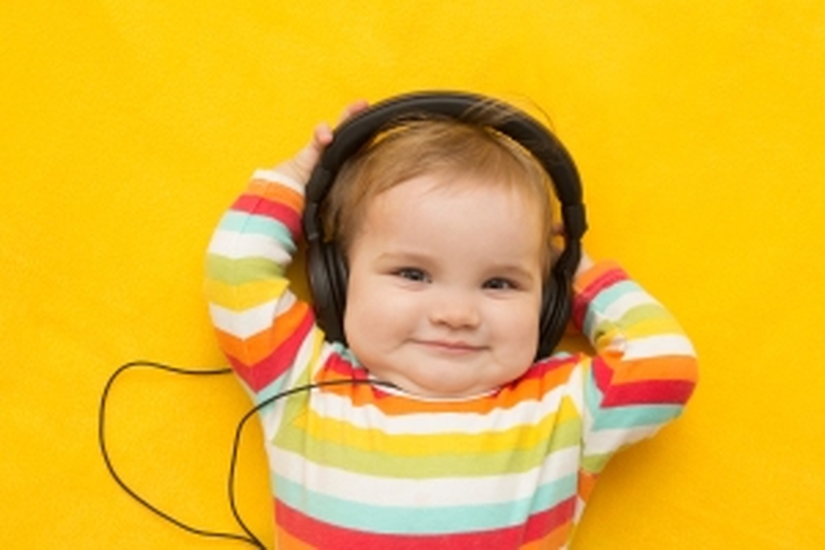 چگونه پاسخگوی سوالات و کنجکاوی کودکان خود باشیم؟+ ویدئو